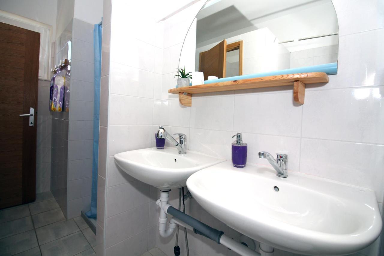 Hostel Marko Тисно Екстер'єр фото