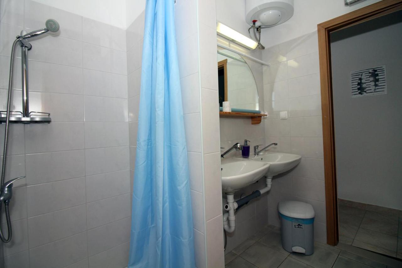 Hostel Marko Тисно Екстер'єр фото