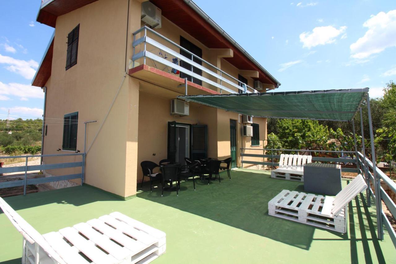 Hostel Marko Тисно Екстер'єр фото