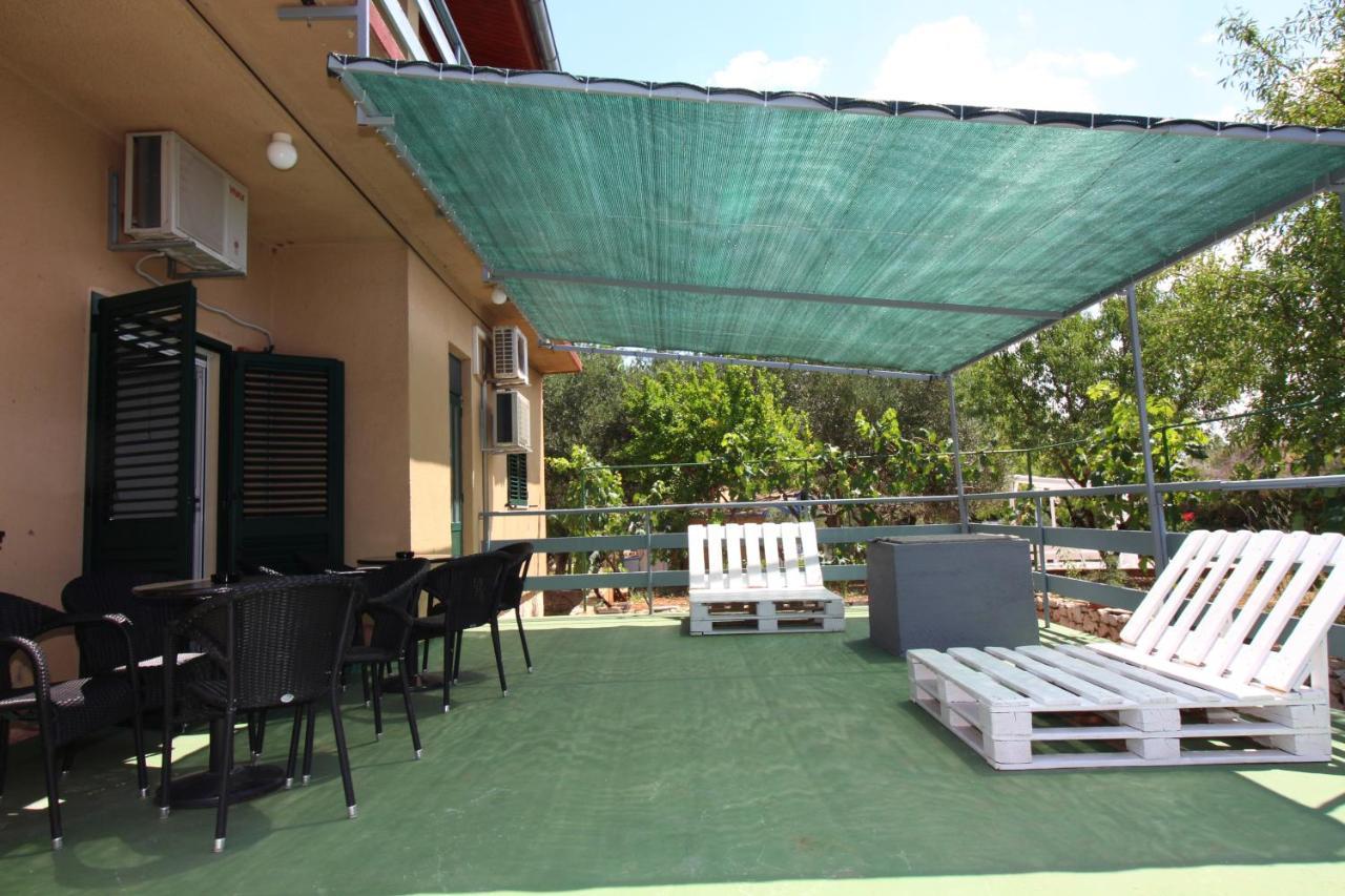 Hostel Marko Тисно Екстер'єр фото
